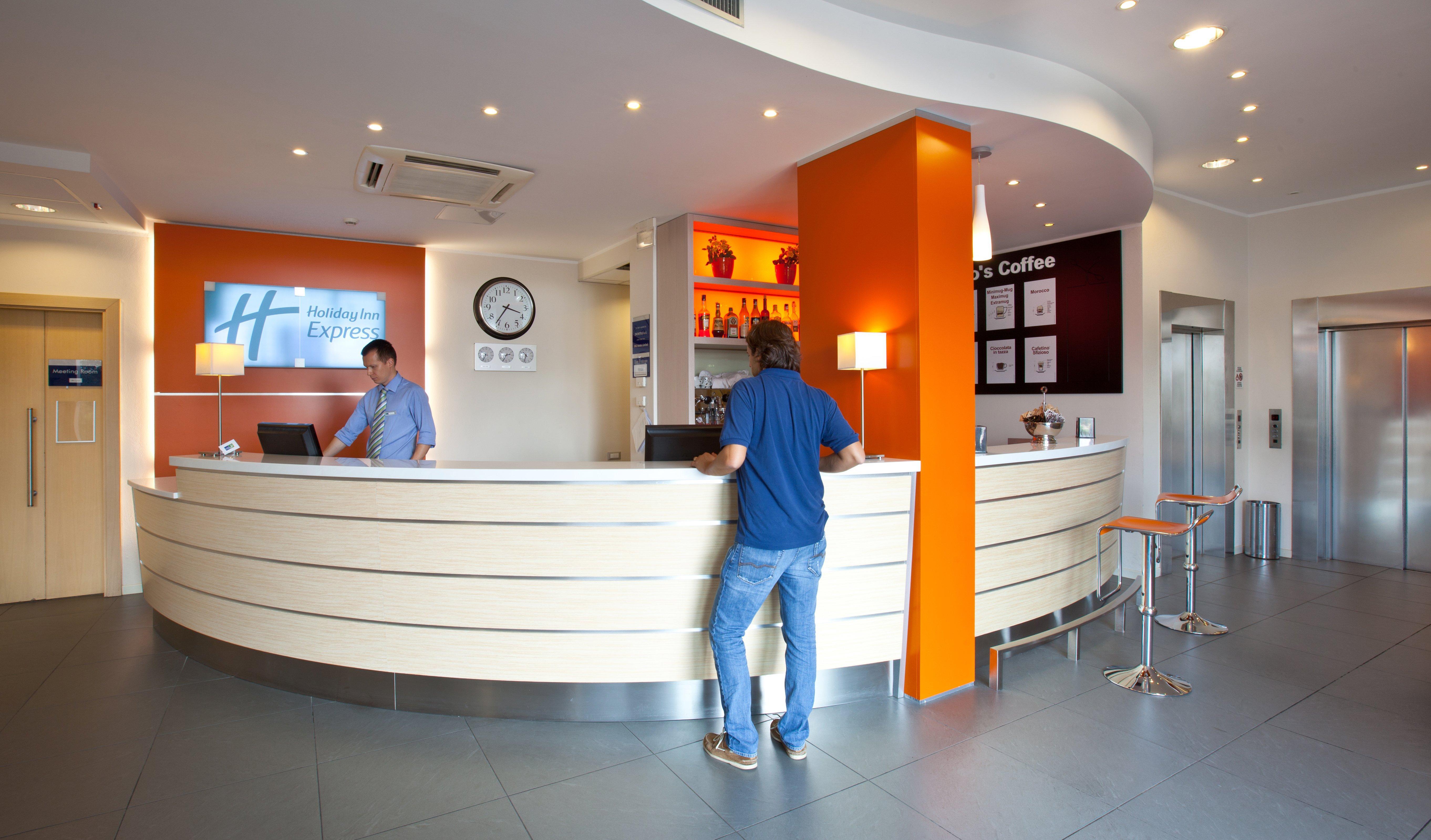 Holiday Inn Express Reggio Emilia, an IHG Hotel Esterno foto