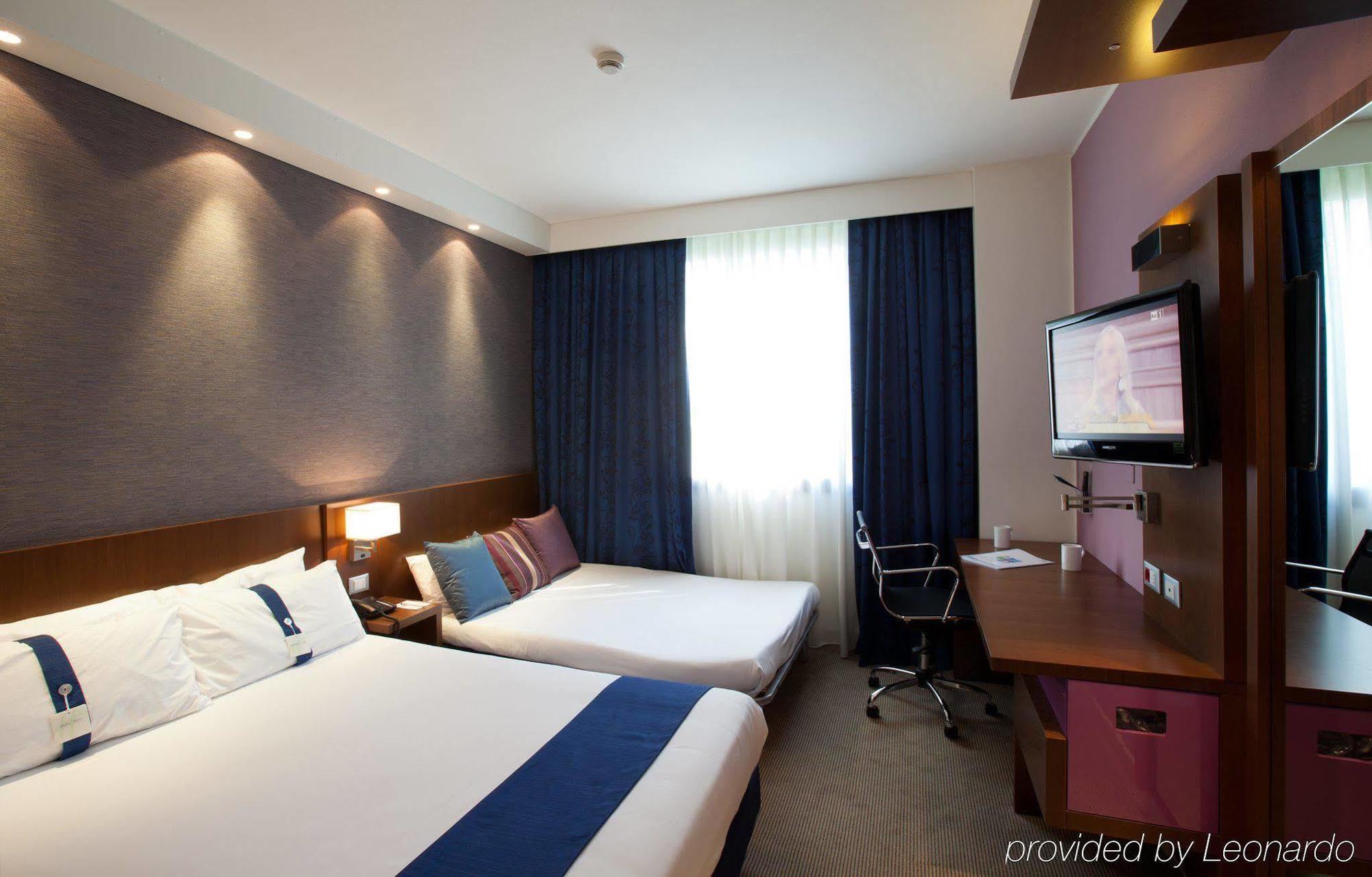Holiday Inn Express Reggio Emilia, an IHG Hotel Camera foto